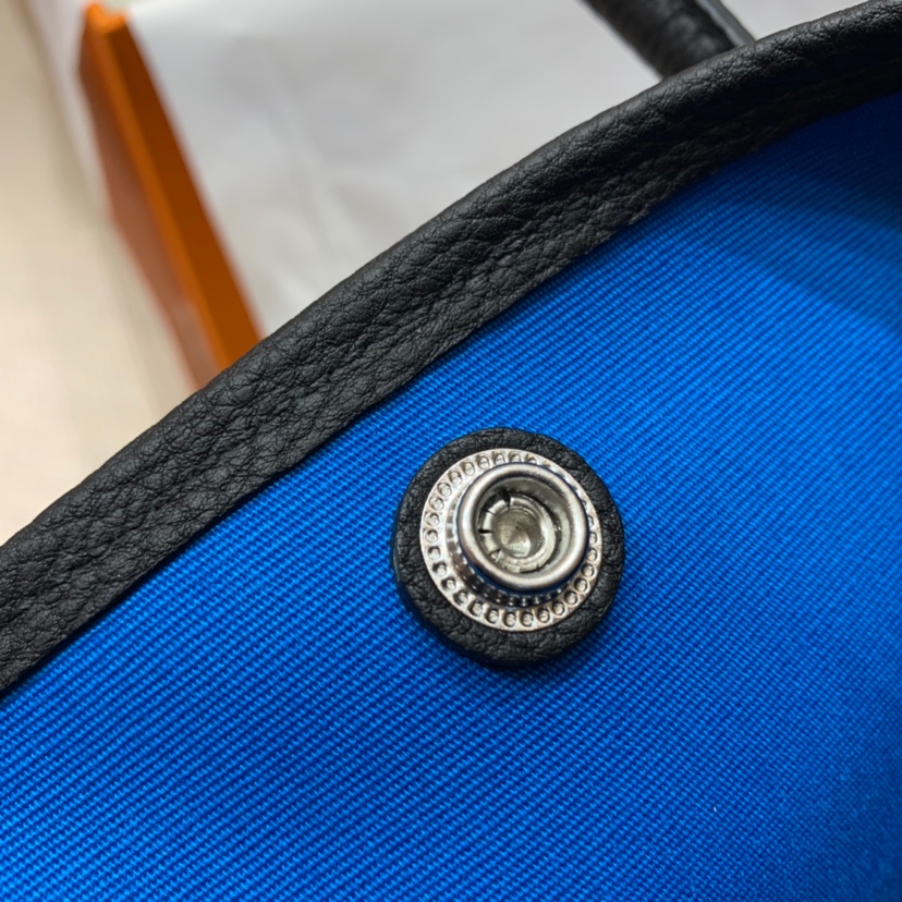 에르메스 가든파티30 블루 캔버스 블랙 네곤다